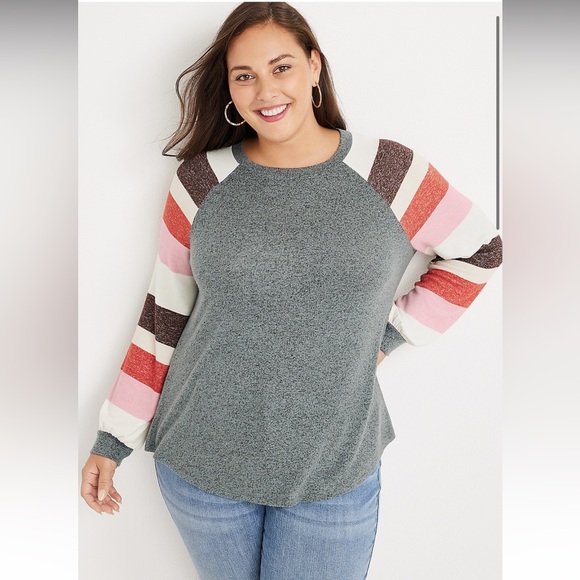 Maurices Tops - Maurices Plus Size Gray Striped Sleeve Mixer Tee size 4x